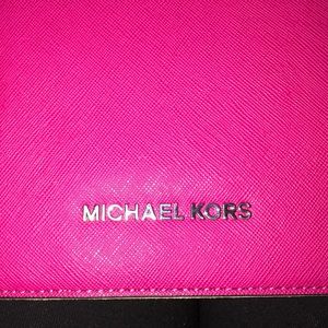 Michael Kors Mini Ipad case!!